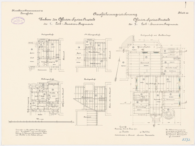 Ein detaillierter Grundrissplan des ehemaligen Büro des deutschen Bundeskanzlers, der architektonische Layouts und Anmerkungen zeigt.