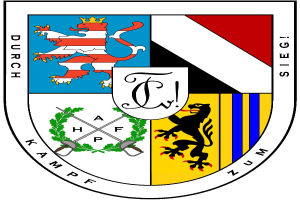 Das Wappen von Stuttgart zeigt zwei Löwen, die einen Schild mit einer Krone flankieren, ein Banner mit 'Stuttgart' in der Mitte, einen Lorbeerkranz um den Schild und ein rotes und weißes Karomuster oben.