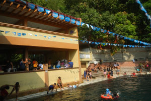 Am Sonntag: Späterer Betrieb im Raffteich Schwimmbad