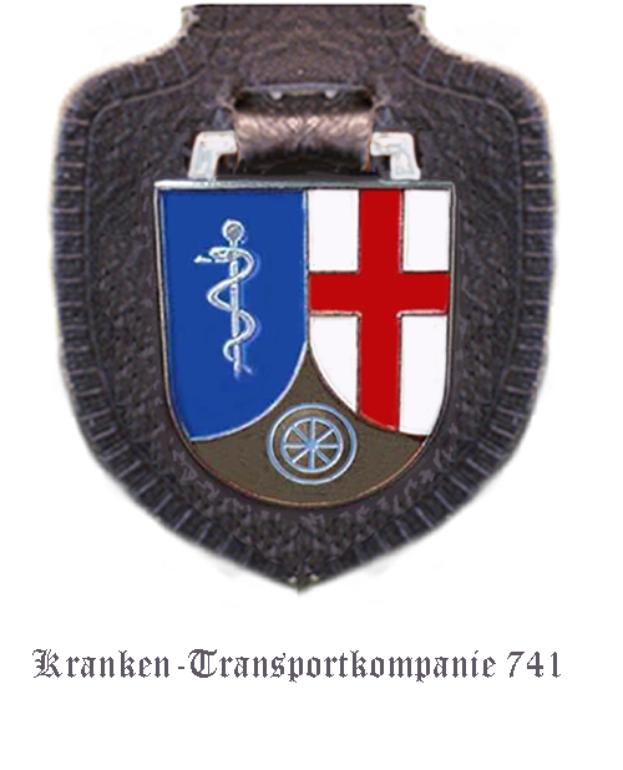 Ein Abzeichen mit einem roten, weißen und blauen Schildemblem des deutschen Transportunternehmens 741, mit Text darunter.