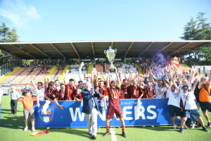 Benefiz-Fußballturnier von Turbine Halle und dem Neuen Theater Halle: Sport und Kultur spielen für kulturelle Integration - Lehrerteams noch gesucht