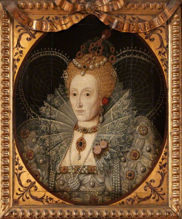 Porträt der Queen Elizabeth I. von England in einem weißen Kleid mit einer blauen Schärpe, die eine Krone trägt und ihre Hände vor sich hält, gemalt im realistischen Stil mit leuchtenden Farben.