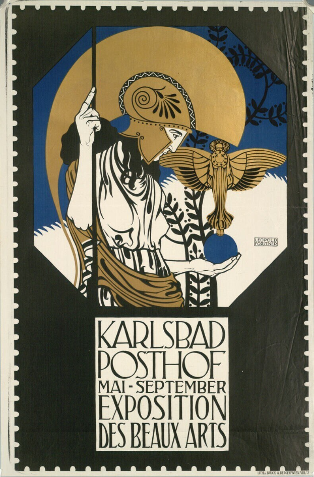 Plakat für die Karlsbader Posthof-Ausstellung der Beaux Arts mit einer Person in einem weißen Kleid mit einem blauen und weißen gemusterten Schultertuch vor einem hellgelben Hintergrund, umgeben von fettem schwarzem Text in einem weißen Rand.