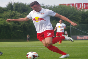 Eintracht Braunschweig leiht Linksverteidiger von HSV aus