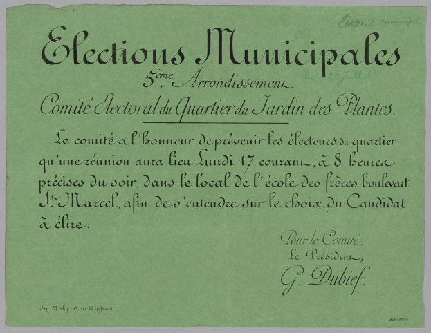 Grünes Papier mit schwarzem Text "Elections municipales" auf einem weißen Hintergrund.