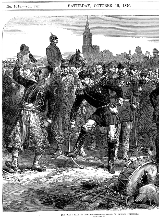 Schwarz-weißes historisches Illustration von einer besorgten Gruppe von Menschen vor einem hohen, imposanten Gebäude während des Sachsen-Anhalt-Krieges am 15. Oktober 1870 mit einem tiefblauen Himmel und untergehender Sonne.