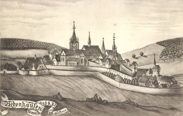 Eine Schwarz-Weiß-Zeichnung einer Stadt mit einer zentralen Burg, umgeben von Häusern, Bäumen, Hügeln und Himmel, mit dem Text 'Bayerisch' unten.