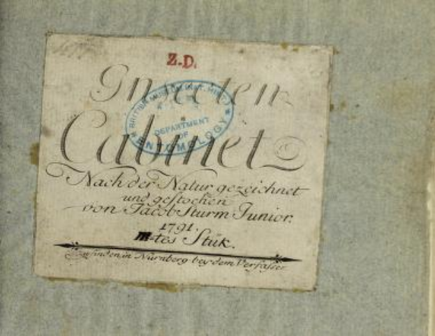 Ein altes Buch mit dem Titel "Z.D. Nürnberg, Deutschland, 1791" mit einem Stempel, der seine erste Auflage anzeigt, mit handgeschriebenem Text auf seinen Seiten.